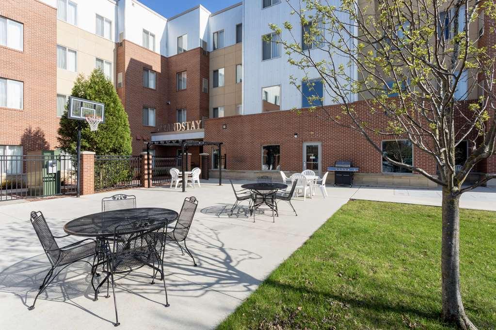 Grandstay Hotel & Suites Downtown Sheboygan Dış mekan fotoğraf